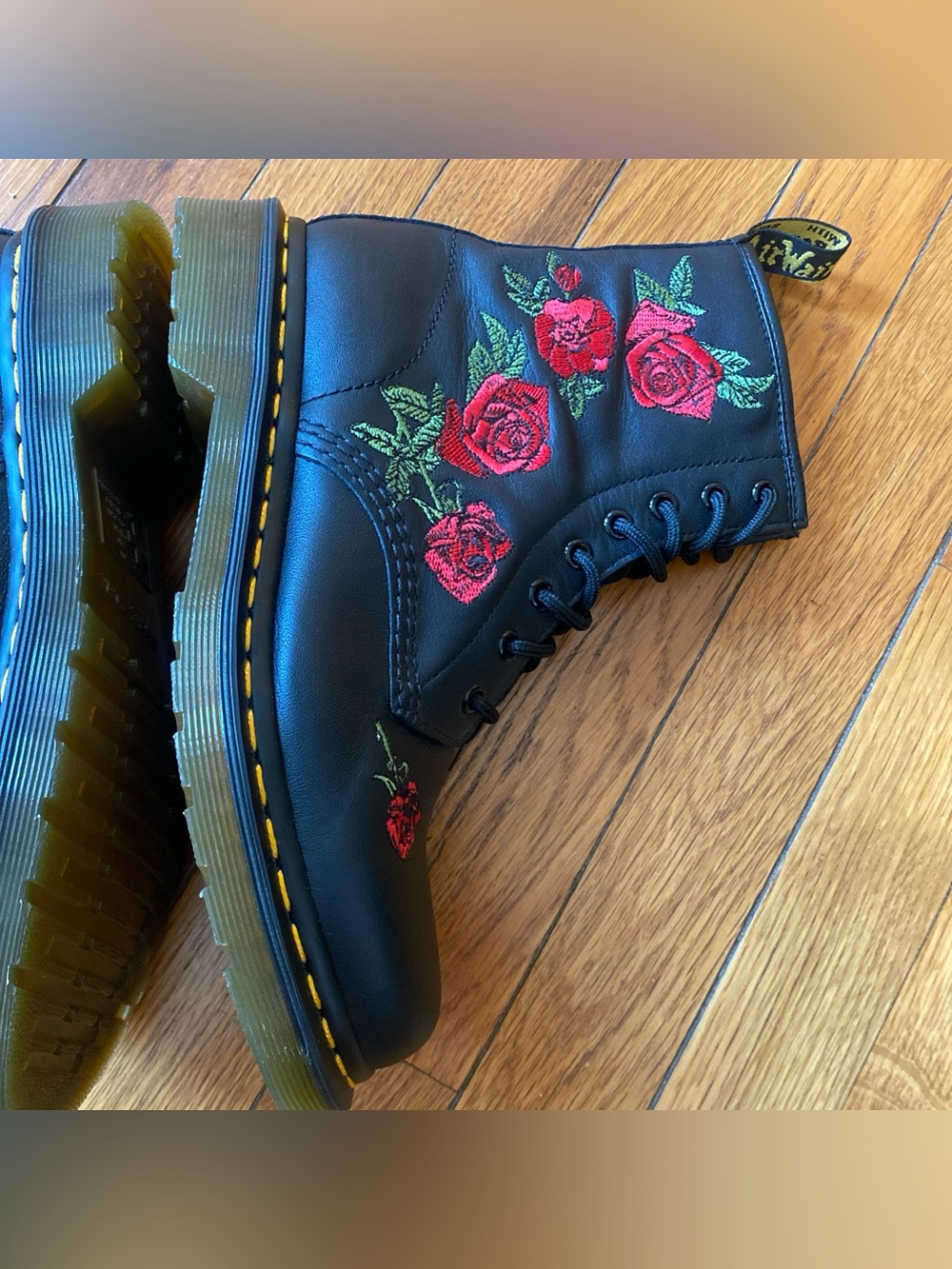 Dr. Martens Embroidered Black Red Rose Floral Vonda Leather Boots Goth Size US 8 - Picture 12 of 16